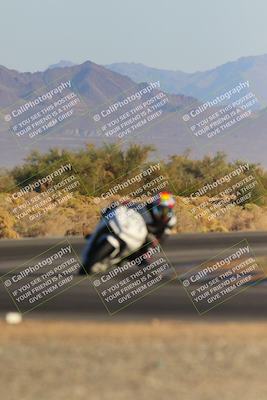 media/Dec-09-2023-SoCal Trackdays (Sat) [[76a8ac2686]]/Turn 15 Set 1 (230pm)/